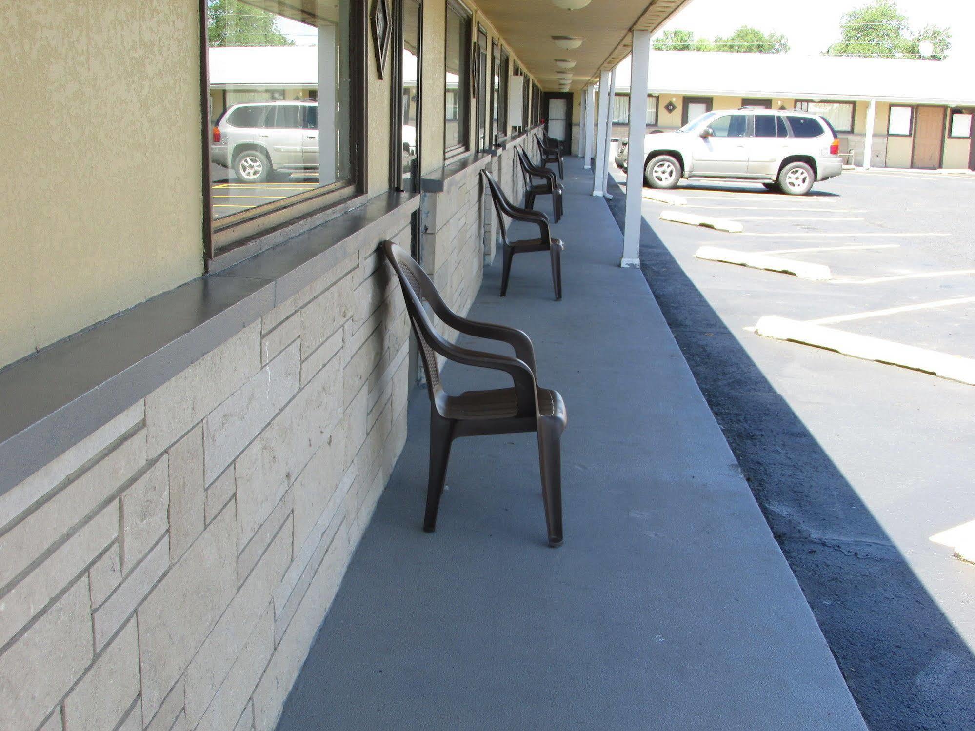 Gas Lite Motel Lawrenceville Exterior photo